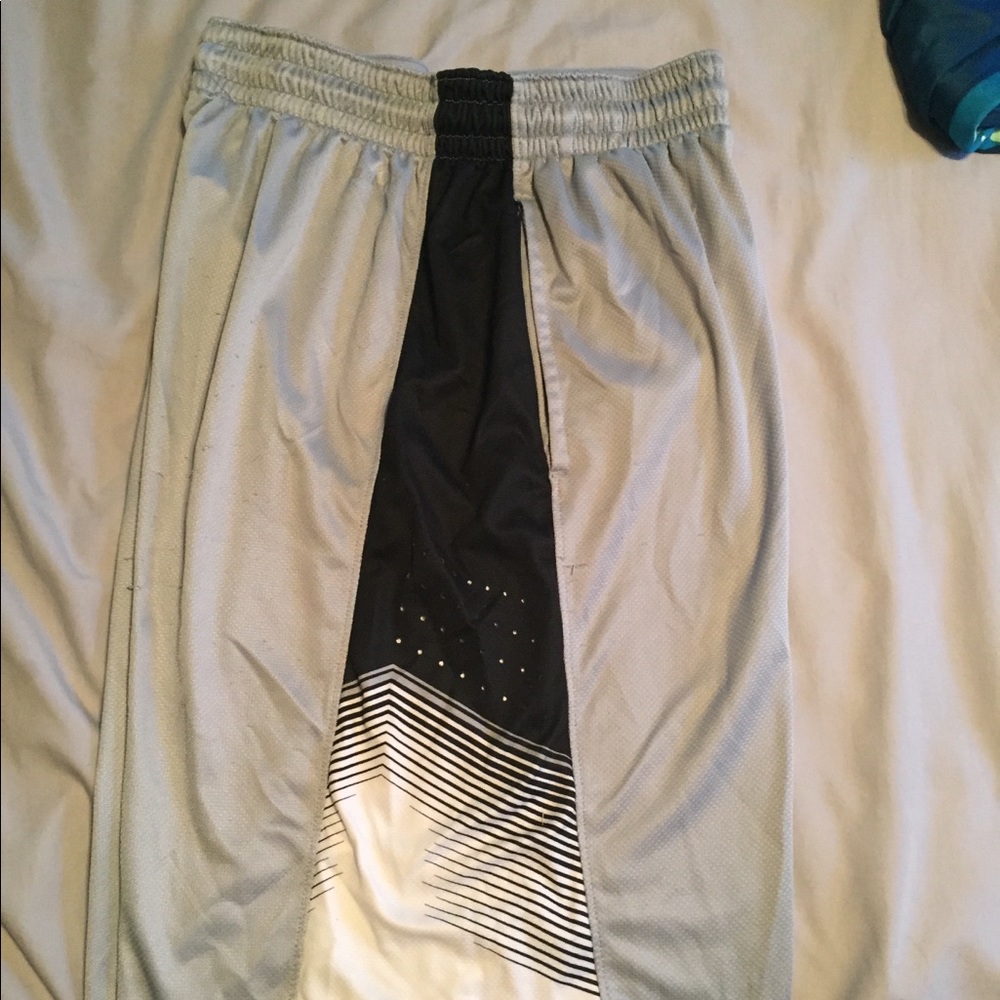 Nike Elite basketball shorts